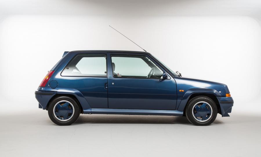  Renault 5 GT Turbo 1986 года  (UK) (фото 2 из 17)